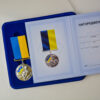 Комплект медаль захисник рідної землі (нікель) футляр та картонне посвідчення - Зображення 2