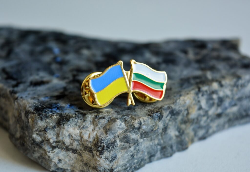 Значок пін подвійний прапор Україна Болгарія
